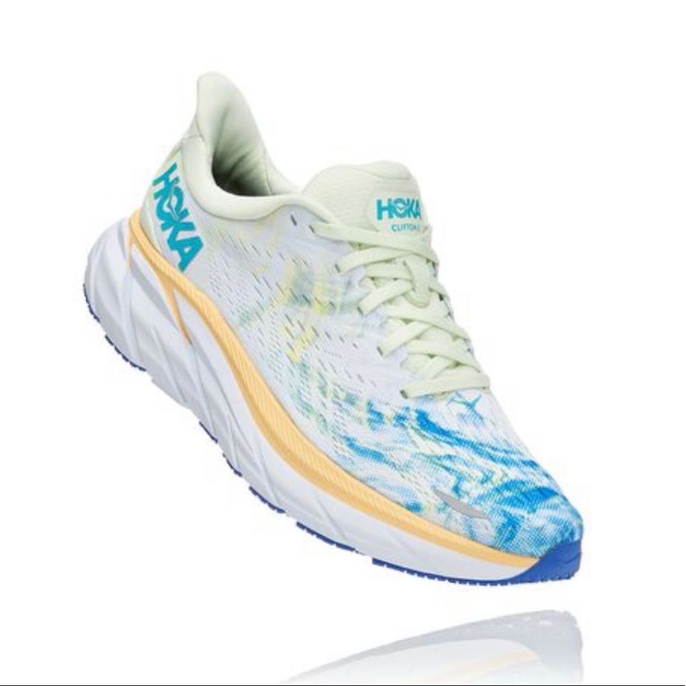 Women’s Hoka Clifton 8
